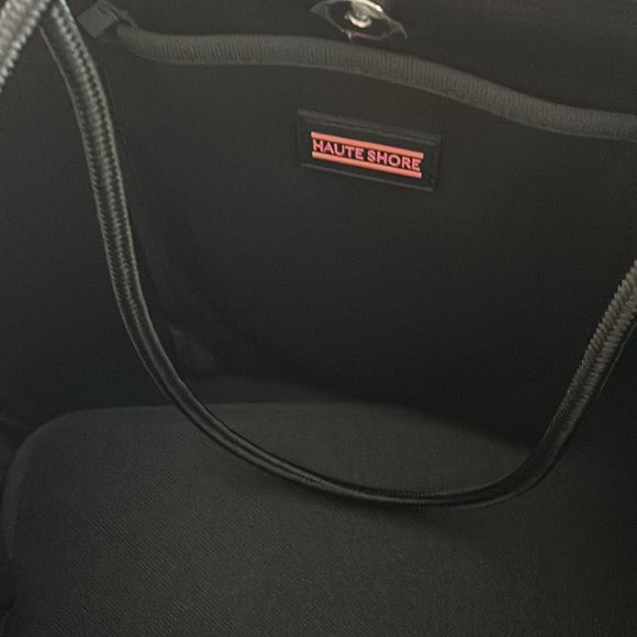 Haute shore tote. Nwt